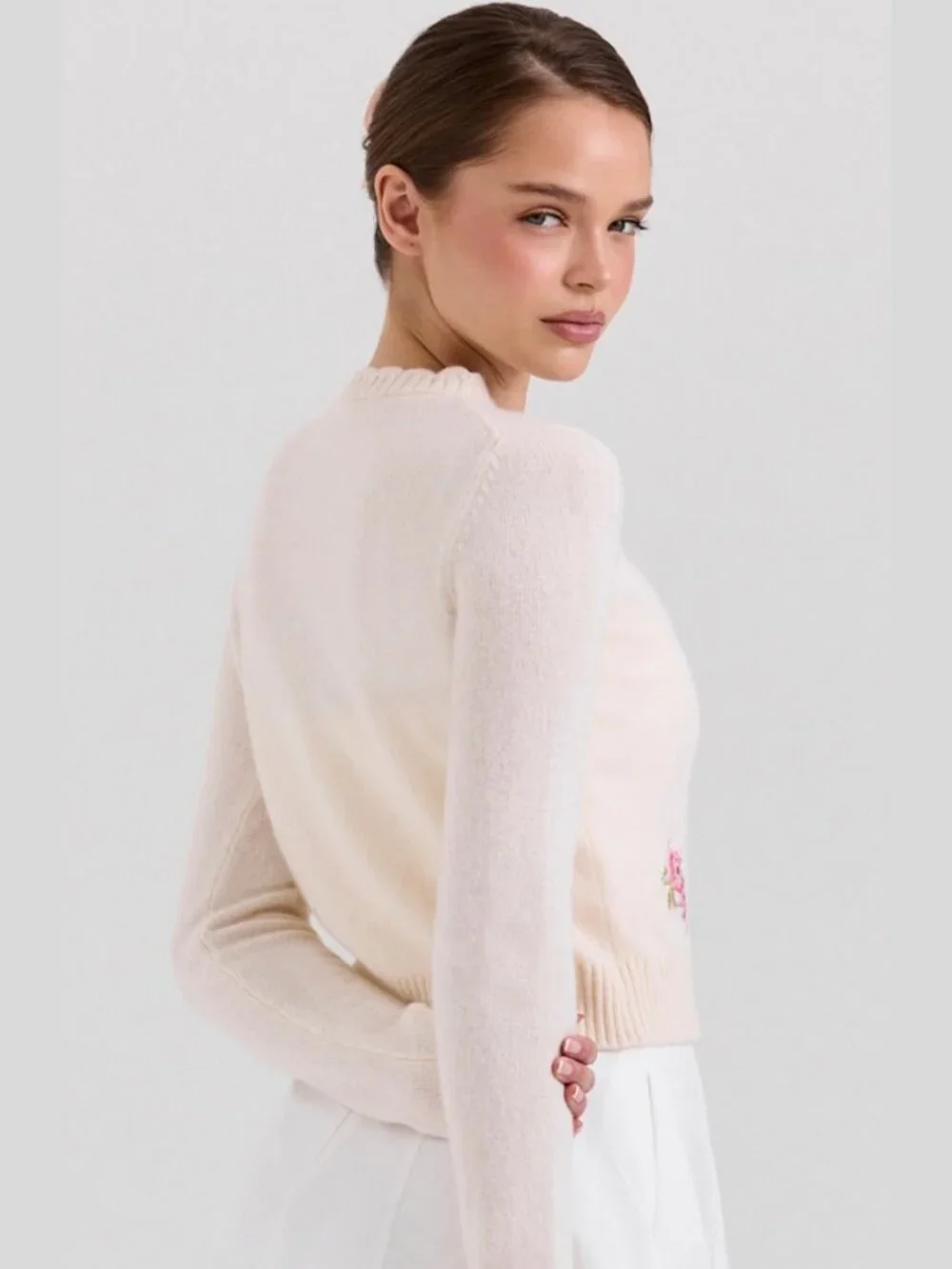 House of CB Anjou Cream Floral Lambswool Embroidered Cardigan - Picture 4 of 5